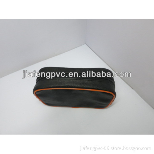 PU Wash Bag with 190T Lining